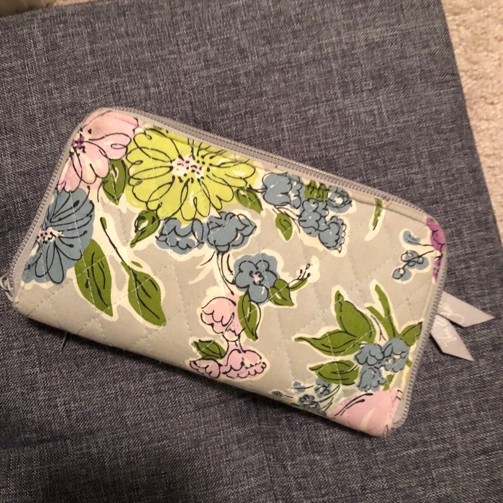 Vera Bradley wallet